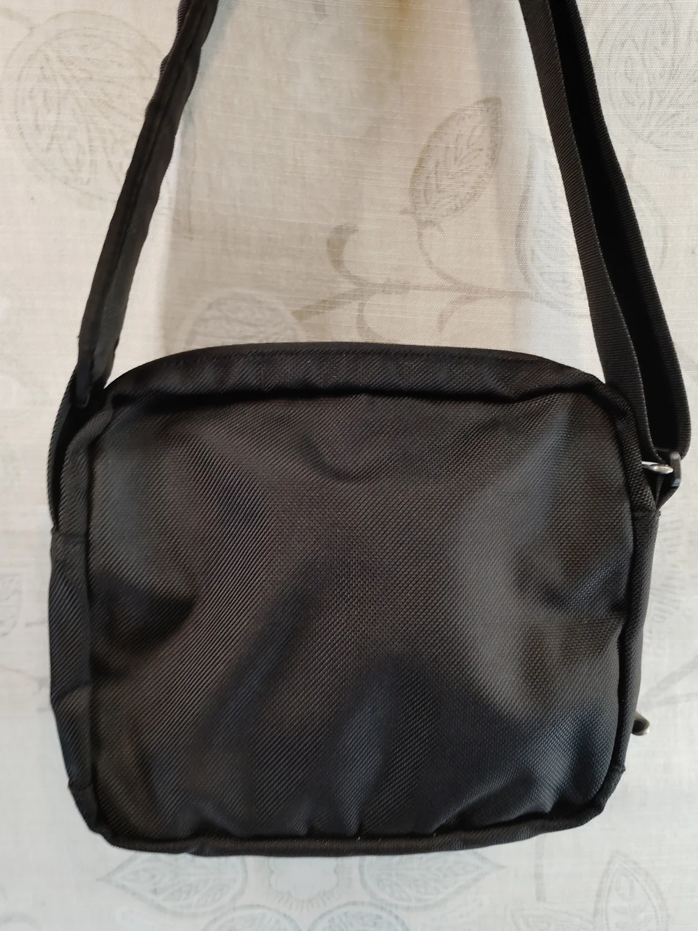 Timbuk2 Black Messenger Crossbody Bag with Yellow Logo